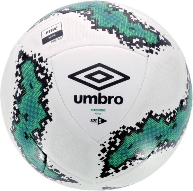 Umbro Swerv Match Voetbalschoenen