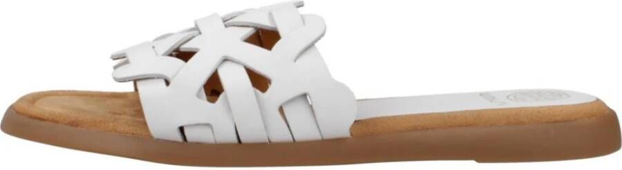 Unisa Platte Sandalen Collectie