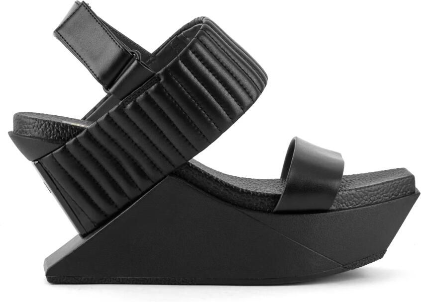 United Nude Delta Wedge Puffier