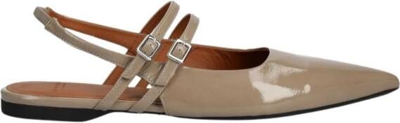 Vagabond Shoemakers Beige Platte Schoenen Stijlvol en Comfortabel