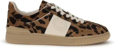 Valentino Garavani Animalier Print Sneaker met VLogo Detail