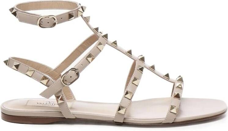 Valentino Garavani Beige Platte Sandalen met Rockstud Versieringen