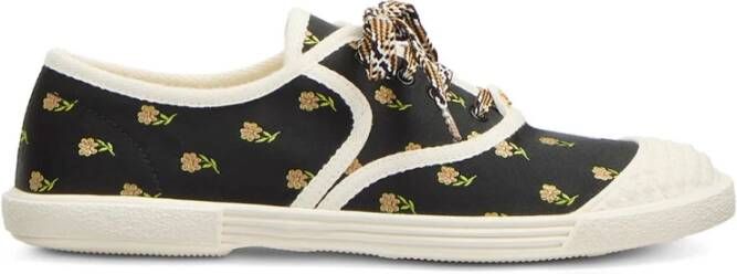 Valentino Garavani Casual Sneakers met uniek design