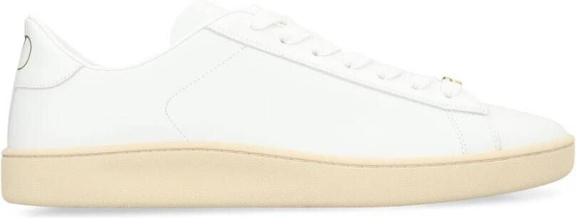Valentino Garavani Lage Sneakers van Kalfsleer met Logo