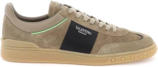 Valentino Garavani Bruine Calf Leren Rockstud Sneakers Brown Heren