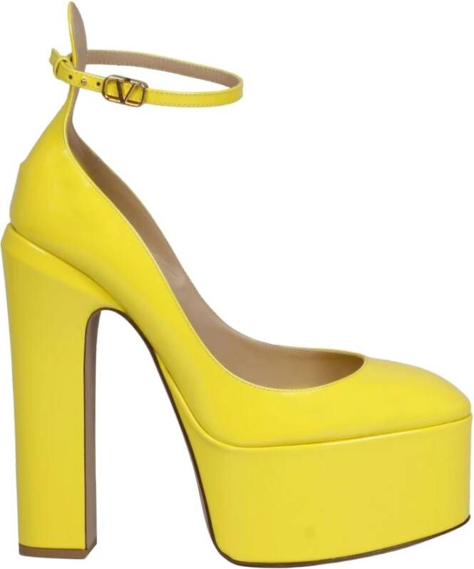 Valentino Garavani Lakleren Plateau Pumps Yellow Dames