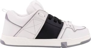 Valentino Garavani Leren vetersneakers met V Logo Grijs Heren