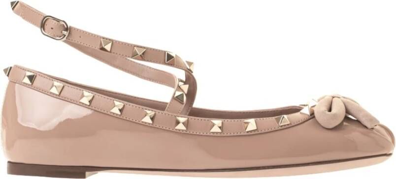 Valentino Garavani Loafers Ballerina Rockstud in beige
