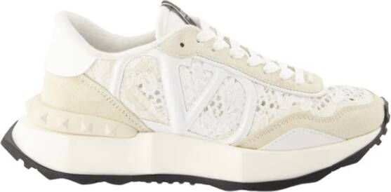 Valentino Garavani LaceRunner Sneakers Wit Dames
