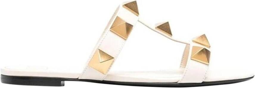 Valentino Garavani Stijlvolle leren sandalen met studs