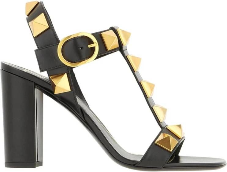 Valentino Garavani Stijlvolle sandalen met studs en gesp