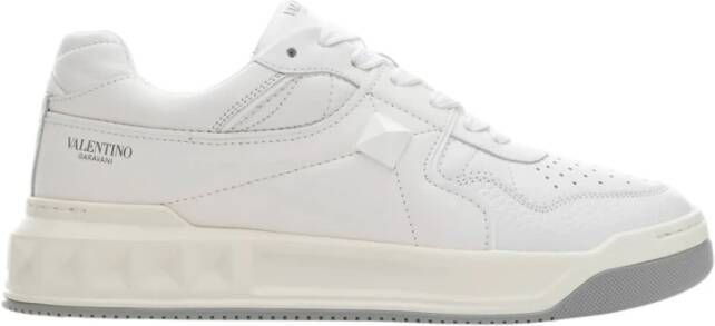 Valentino Garavani Stijlvolle Sneakers voor Trendy Outfits
