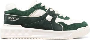 Valentino Garavani Stud Logo Sneakers Groen Heren