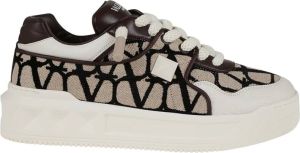 Valentino Garavani Stud XL Sneaker Moderne stijl en comfort Zwart Heren