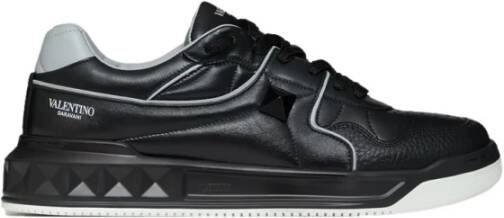 Valentino Garavani Studded Lage Sneakers Zwart Heren