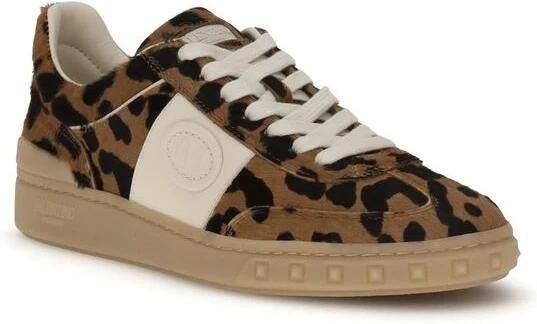 Valentino Garavani Animalier Print Sneaker met VLogo Detail