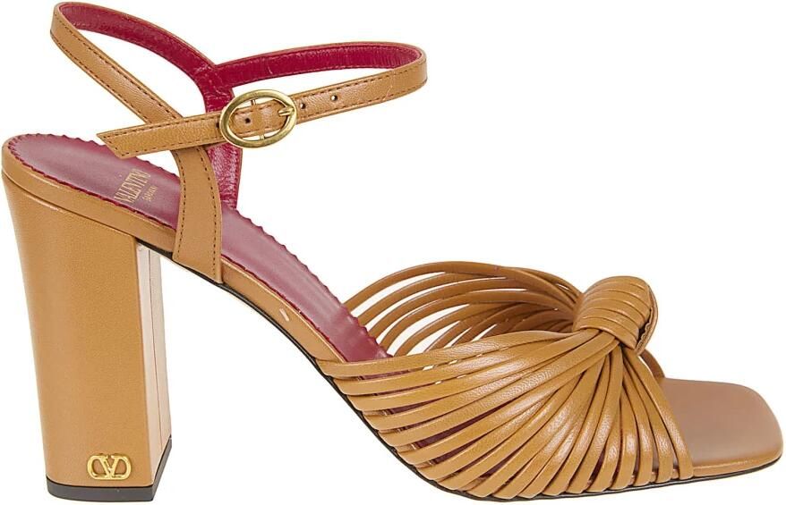 Valentino Garavani Annet T. 90 Sandal