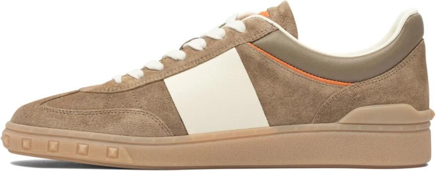 Valentino Garavani Beige Sneakers Urban Stijl