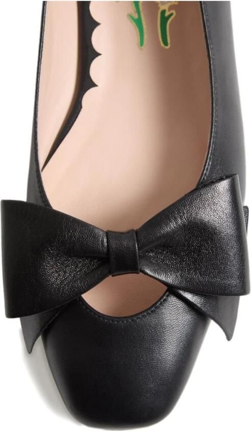 Valentino Garavani Zwarte leren platte schoenen met strik - Foto 2