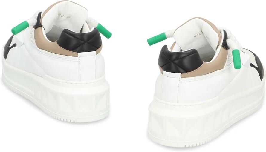 Valentino Garavani One Stud XL Low-top Sneakers - Foto 2