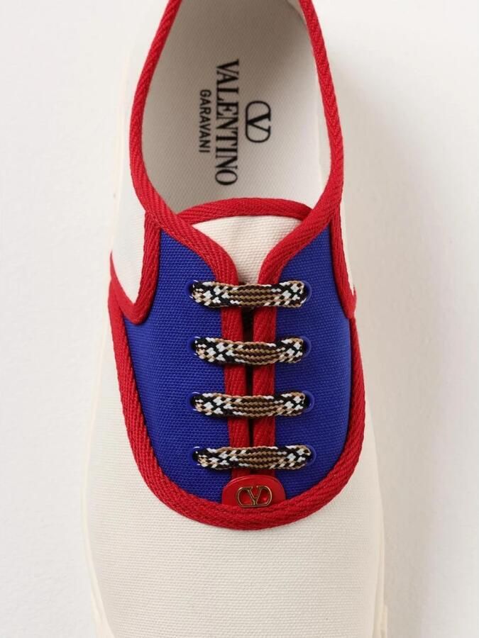 Valentino Garavani Stijlvolle Sneakers voor Trendy Outfits Beige Heren