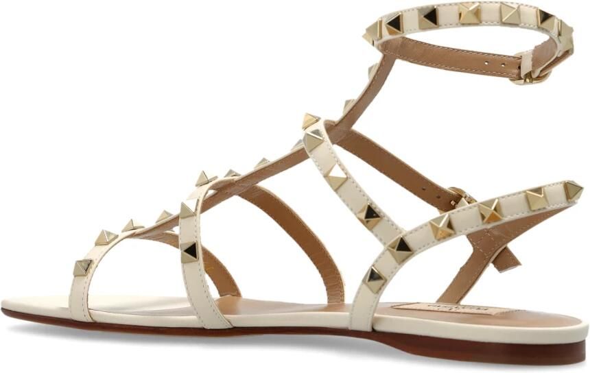 Valentino Garavani Rockstud Flat Calfskin Sandal With Straps - Foto 4