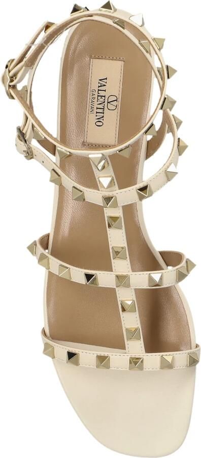 Valentino Garavani Rockstud Flat Calfskin Sandal With Straps - Foto 6