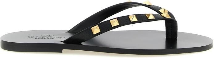 Valentino Garavani Rockstud Thong Sandal