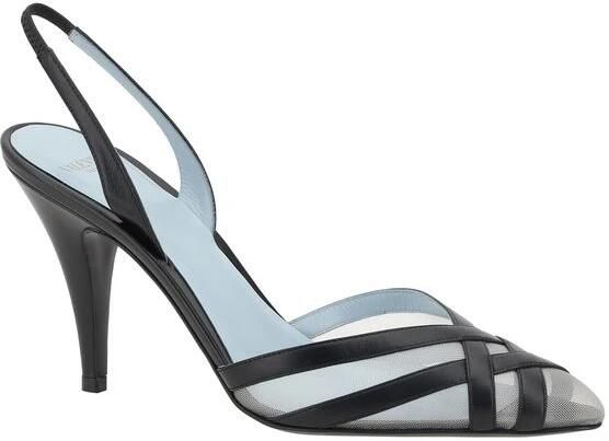 Valentino Garavani Stijlvolle leren stiletto pumps met amandelneus