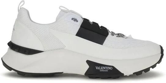 Valentino Garavani True Act Sneakers - Foto 2