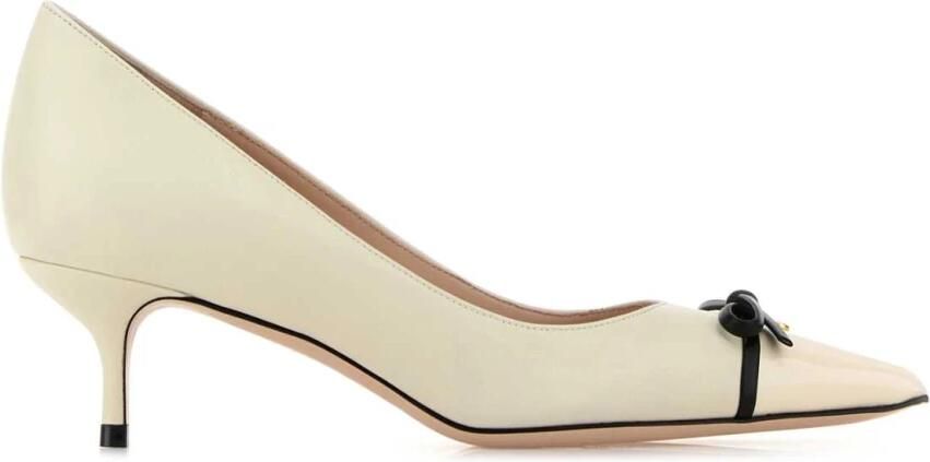 Valentino Garavani VLogo Pumps