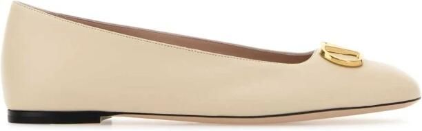 Valentino Garavani VLogo Signature Ballerina