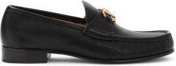 Valentino Garavani Zwarte platte schoenen VLogo Signature loafers Black Heren