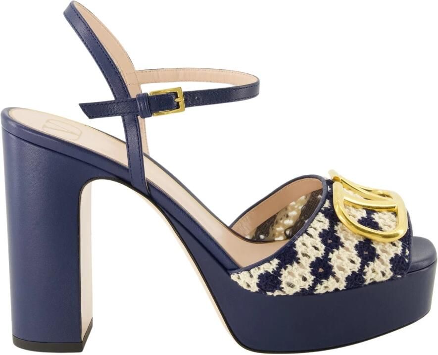 Valentino Garavani Vlogo Signature Platform Sandal