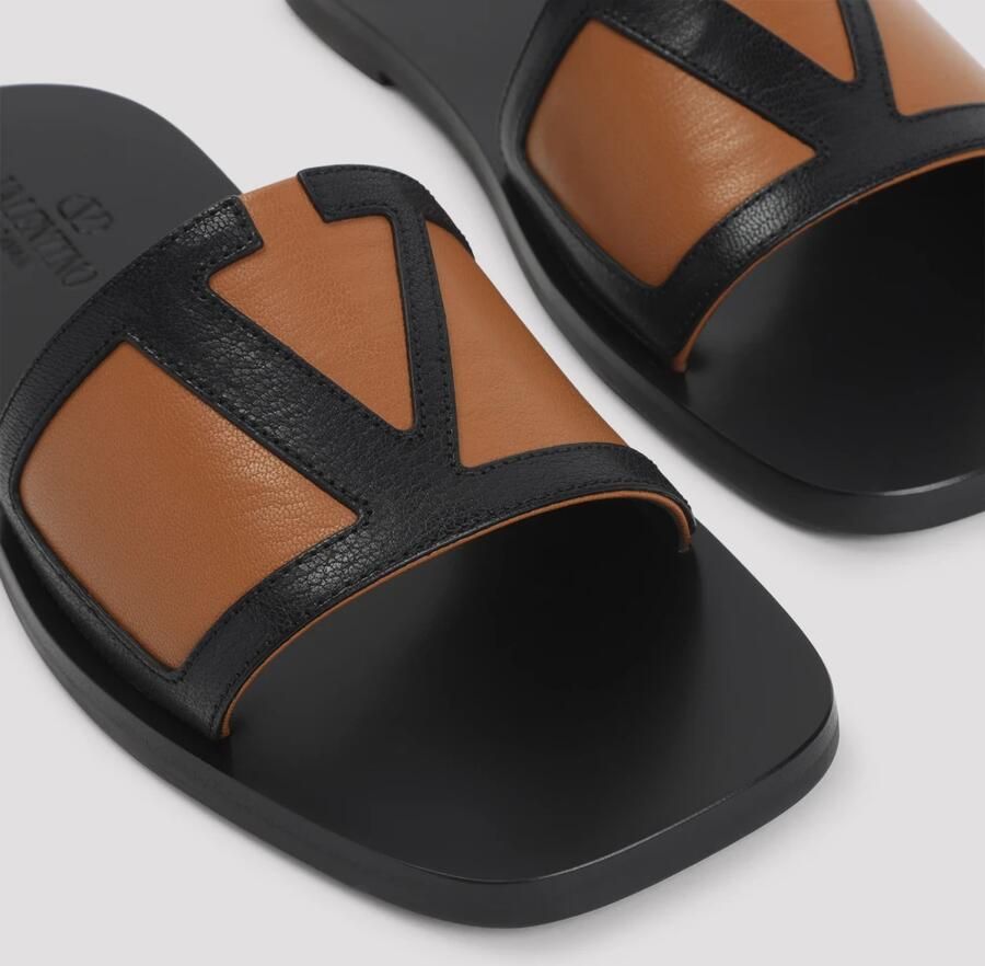 Valentino Garavani VLogo Signature Slide Sandal - Foto 2