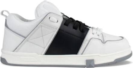 Valentino Garavani Netrunner Sneakers Beige Bruin Suède met Leren Accenten Bruin Heren