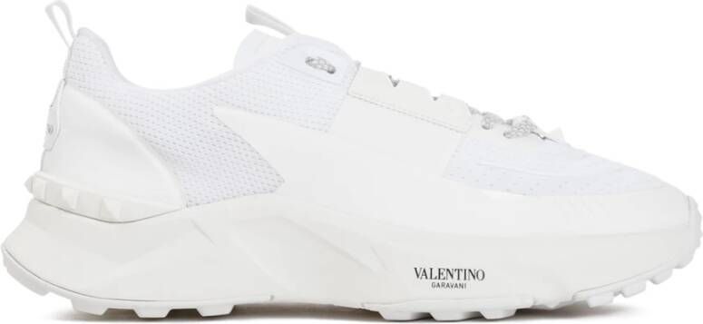 Valentino Garavani Witte Mesh Sneakers Amandel Teen White Heren