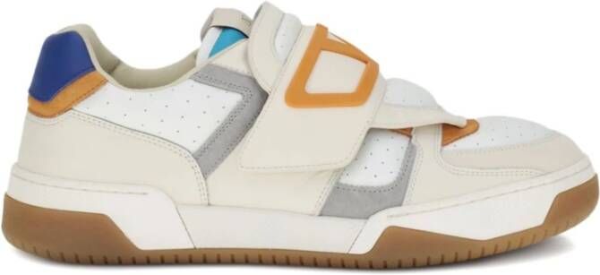 Valentino Garavani Witte Sneakers voor een stijlvolle look