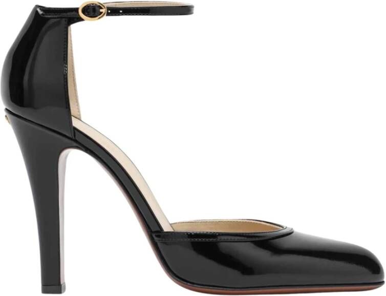 Valentino Garavani Zwarte Hakken Dolly Lage Pumps