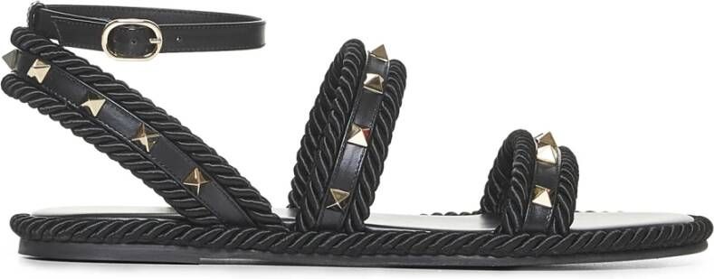 Valentino Garavani Sandalen Rockstud Torchon Sandal in zwart