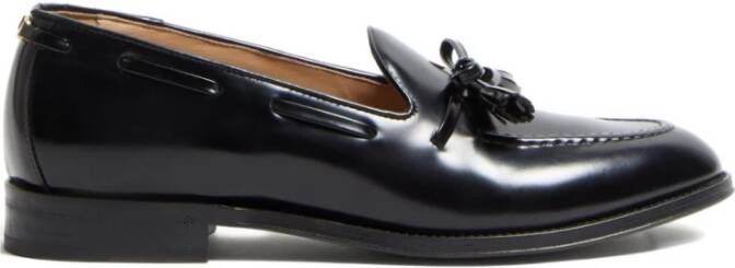 Valentino Garavani Zwarte platte schoenen Elegant stijl