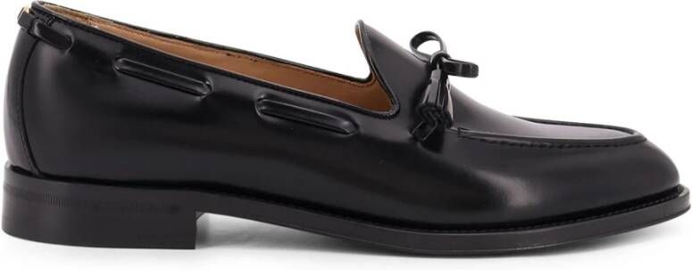 Valentino Garavani Zwarte Loafer Schoenen met Kwast Detail