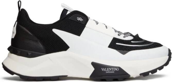 Valentino Garavani Zwarte Sneakers met Rockstud Details Black Heren