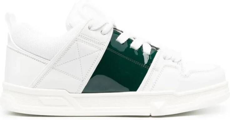 Valentino Leren Sneakers met Ronde Neus