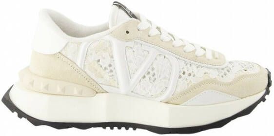 Valentino Garavani LaceRunner Sneakers Wit Dames