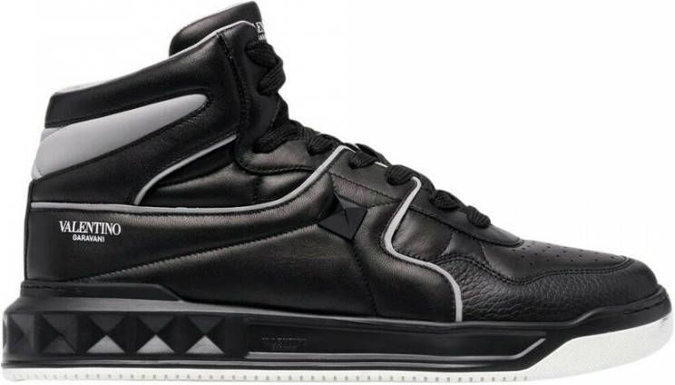 Valentino Garavani Zwarte Leren Sneakers met Geperforeerd Detail Black Heren