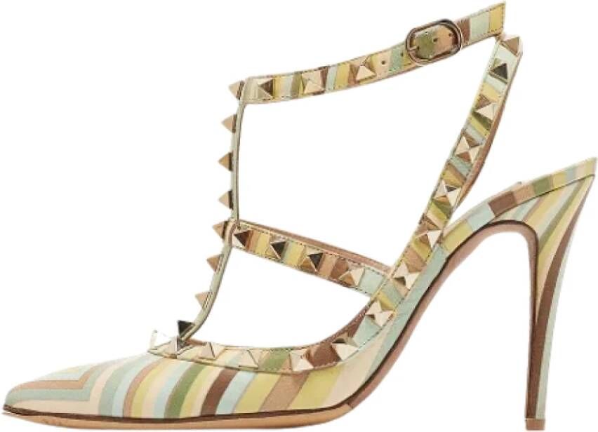 Valentino Vintage Pre-owned Leather heels Beige Dames