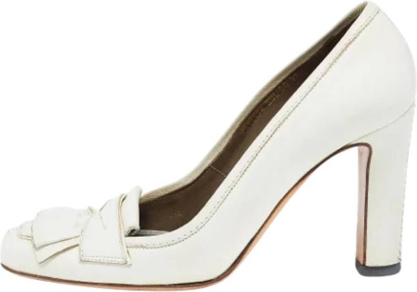 Valentino Vintage Pre-owned Leather heels White Dames