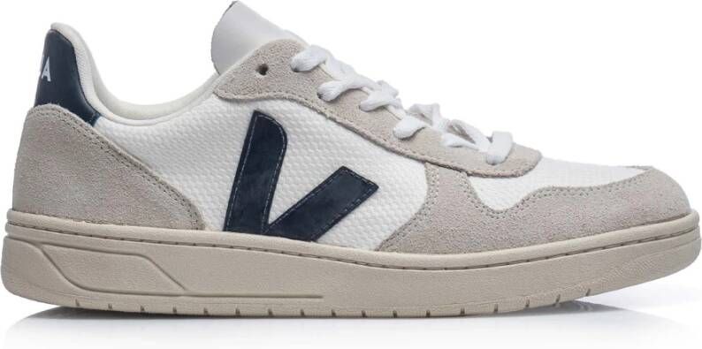 Veja Gerecyclede B-Mesh Sneakers met Marineblauwe Accenten White