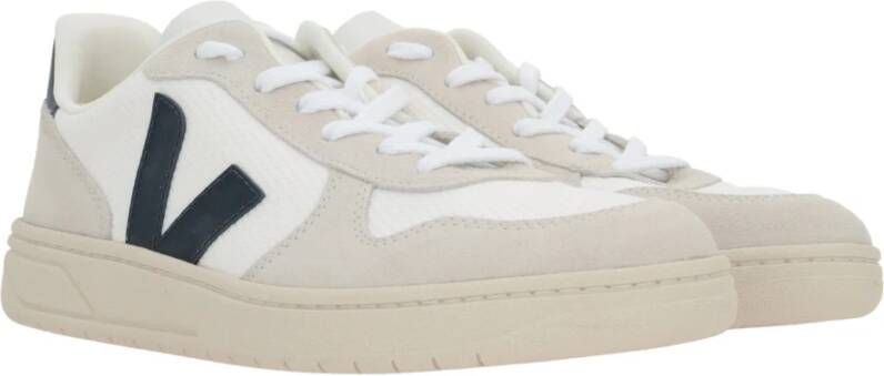 Veja Lage B-Mesh Sneakers met Suede Inzetstukken White Heren